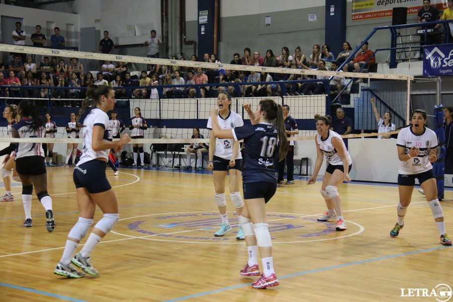 SUBIRSE AL PODIO